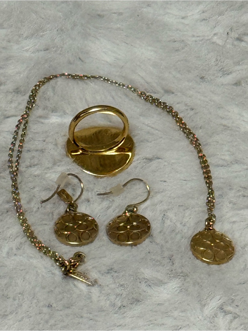 Coach Pink Druzy-Inspired Necklace, Earring and Ring Set - Gold-Tone. NWOT - Picture 8 of 15